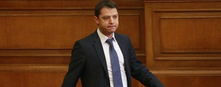 Конституционният съд за Делян Добрев: Не може да се отхвърля оставка на депутат