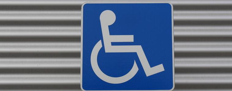Парко места за инвалиди с морално право на ползване от останалите /ВИДЕО/