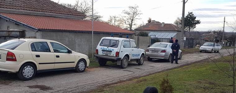 Полицейска акция в Змеево, не е ясно дали е свързана с издирвания Росен Ангелов (СНИМКА)
