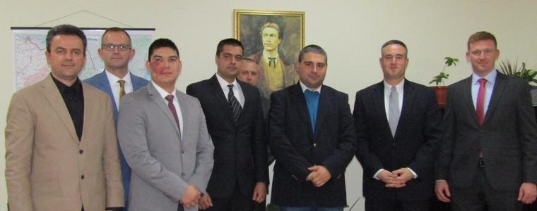 Областният управител се срещна с екип на рота „Гражданско-военно сътрудничество“