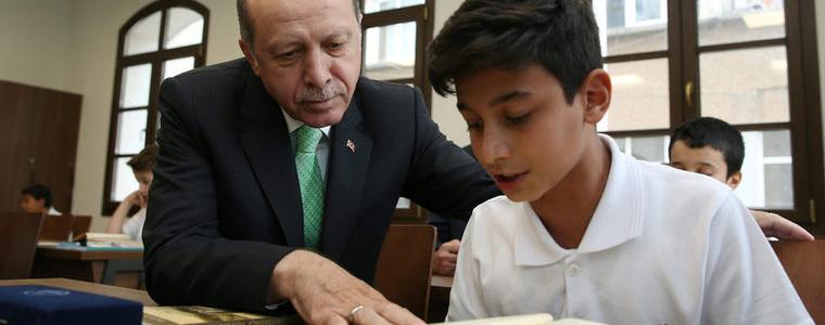 Турция издига в култ религиозното образование, но то постига слаби резултати