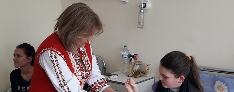 БСП Добрич зарадва пациентите на Детското отделение в Добрич