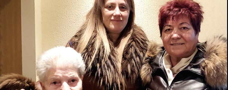 Депутатът от ГЕРБ Даниела Димитрова поздрави възрастни жени в навечерието на Осми март