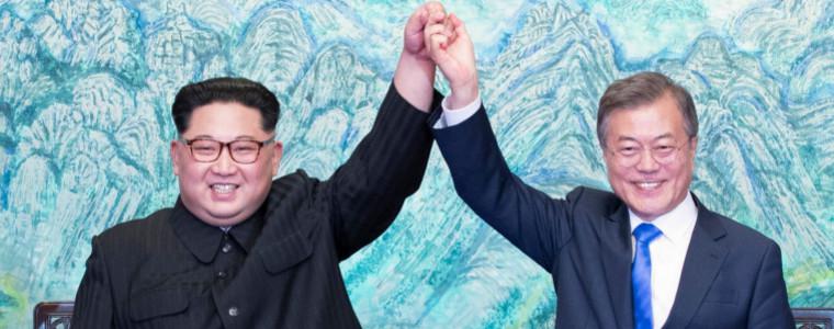 КНДР хвали историческата среща с Юга, прекратяват Корейската война през 2018 г.