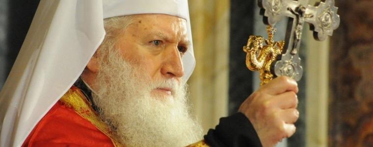 Патриархът за Великден: Да забравим за всичко онова, що ни угнетява и помрачава живота ни