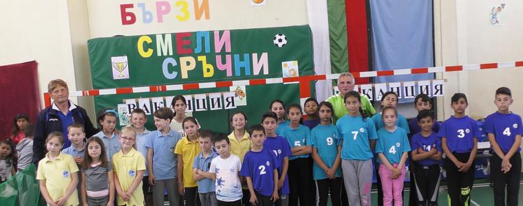 Училища от Добрич и Каварна възраждат „Бързи, смели, сръчни” (ВИДЕО)