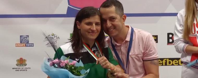 БОКС: Стойка Петрова спечели европейската титла и получи предложение за брак