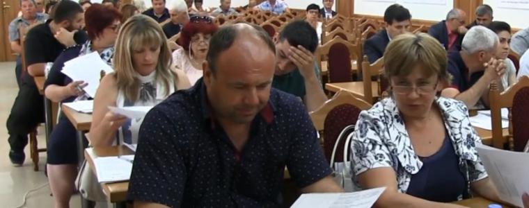 Извънредно заседание на Общинския съвет на община Добричка заради птичия грип