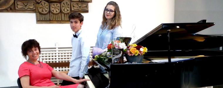 Клавирен концерт „Музикално…с Марти и Митко“ в Младежкия център