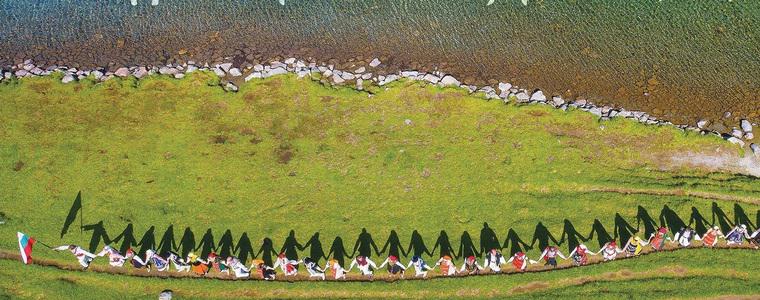 7 ансамбъла се хващат на най-голямото планинско хоро на ез. Бъбрека