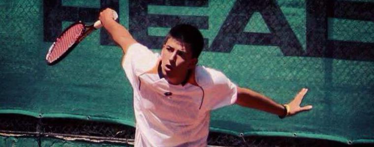 Петкратният републикански шампион на България Стефан Трифонов ще проведе открит тенис урок в Каварна 