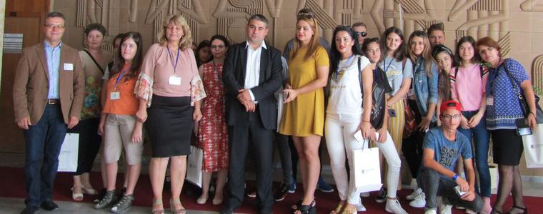 Областният управител посрещна ученици и техните преподаватели от окръг Констанца
