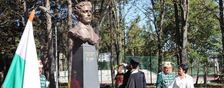 Откриха официално бюст-паметник на Васил Левски в Генерал Тошево
