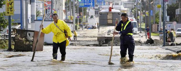 Япония се подготвя за мощен тайфун