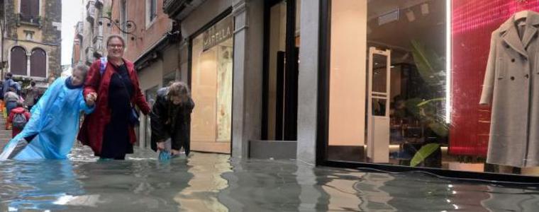 Лошо време в Европа: Жертви на наводненията в Италия, сняг във Франция