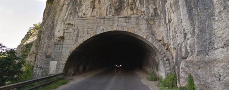 Държавата планира такси за преминаване по мостове и тунели  