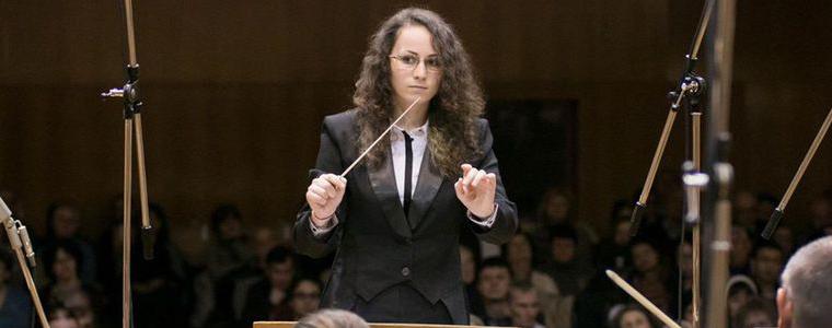 Млада добричлийка – гост-диригент на Български камерен оркестър Добрич