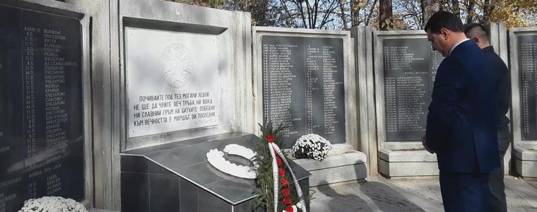 В Генерал Тошево откриха реновирания паметник на загиналите във войните (ВИДЕО)