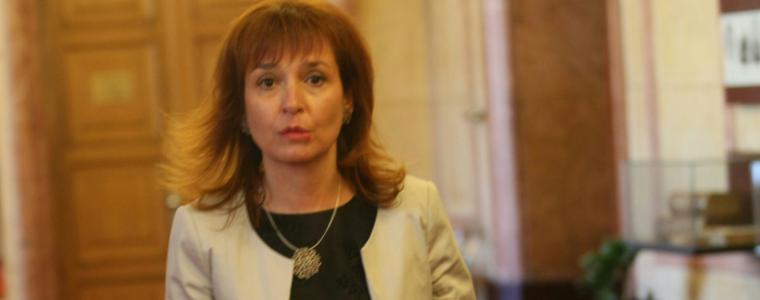 Социалният зам.-министър Зорница Русинова ще се срещне с бизнеса в Добрич