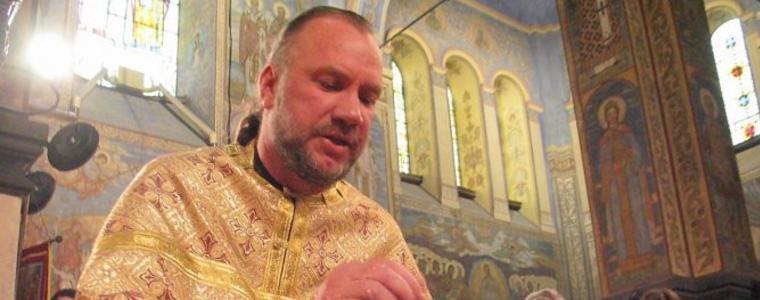 Отец Боян Саръев: Хората говорят само за Коледа, пазар, ядене и пиене, а не за Рождество Христово