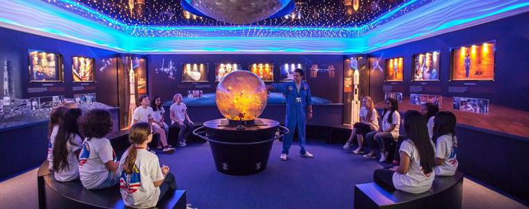 Информационна среща във връзка с конкурсa за участие в международен космически лагер