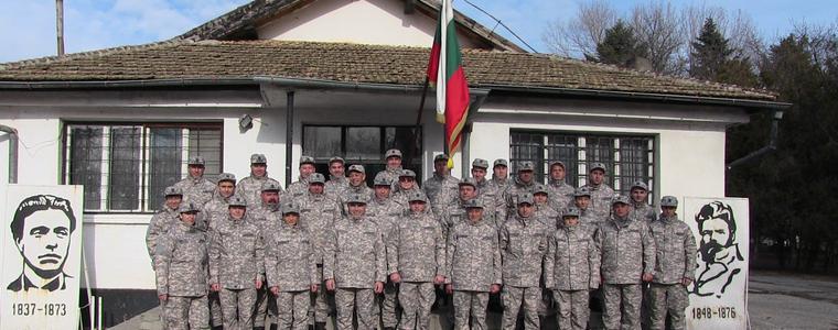 Осветиха бойните знамена на военното поделение в Шабла (ВИДЕО)