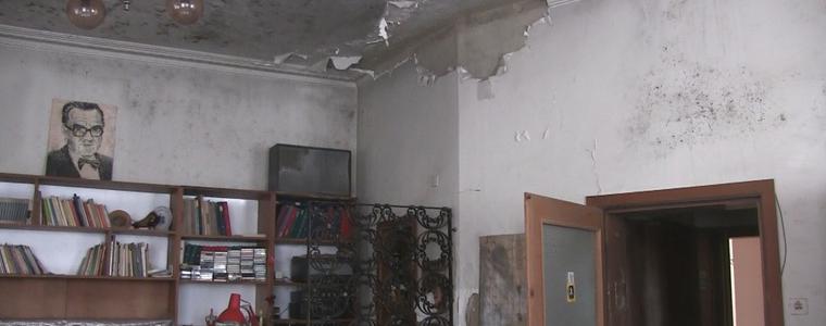 Почитта към маестро Медникаров май е само „на книга” (ВИДЕО)