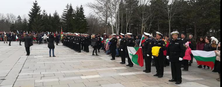Добрич почете героите, отдали живота си за Освобождението на България