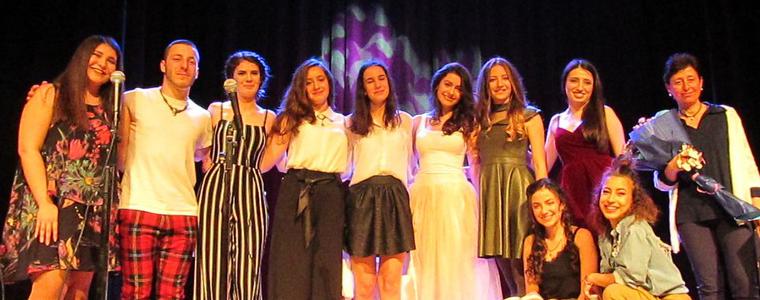 Емоционален концерт на абитуриентите от Студио „Сарандев“