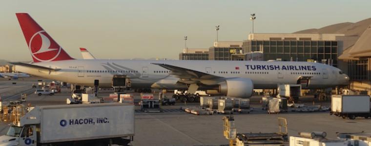 Повече от 30 ранени от турбуленция при полет от Истанбул до Ню Йорк