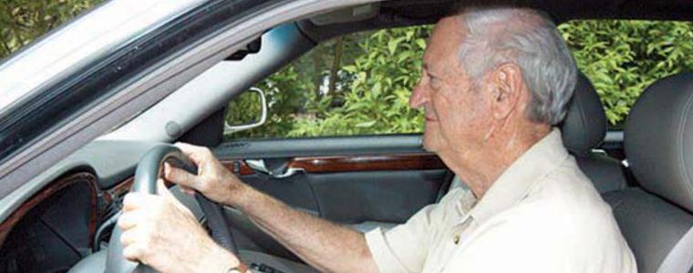 Агенцията по пътна безопасност настоява за тестове за възрастните шофьори