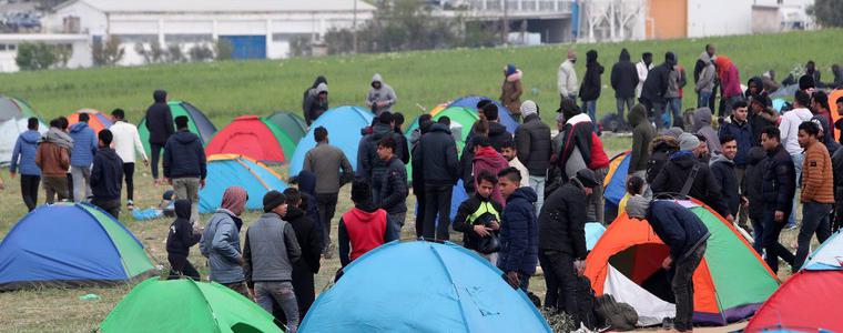 Бежанският палатков лагер в полето край Солун беше опразнен