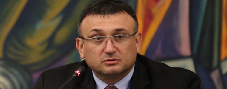 Младен Маринов: Оставката на директора на полицията в Габрово е факт