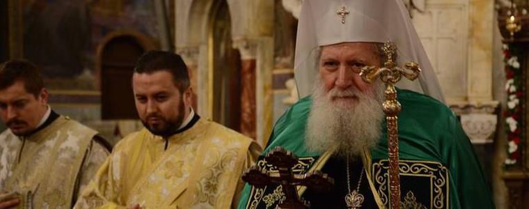 Патриарх Неофит: Възкръсна Христос и животът се възцъри