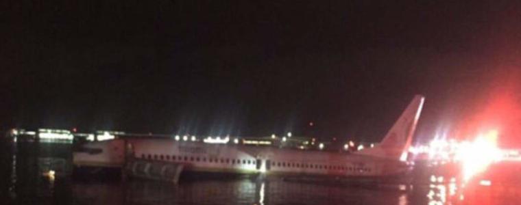 "Боинг 737" се приземи в река във Флорида
