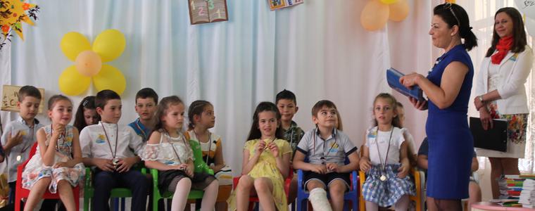 Детска градина „Здравец“ в Каварна изпрати 30 деца от випуск 2019