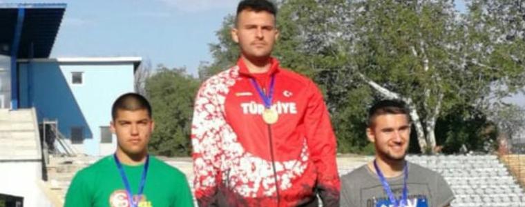 Лека атлетика: Второ място за Тодор Петров на международен турнир