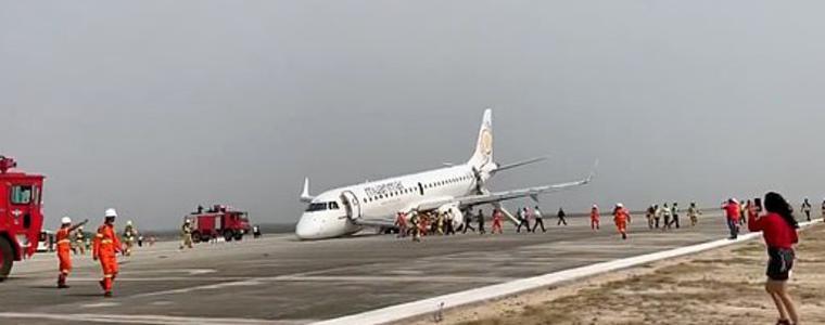 Пътнически самолет се приземи „по корем“ в Мианмар