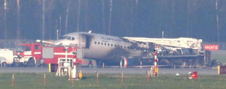 Пътнически самолет се запали на летище "Шереметиево", десетки загинали и ранени