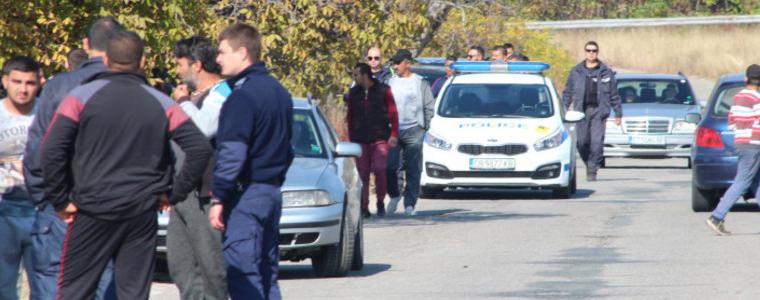 Десетки в ареста след меле между два цигански клана в Розино