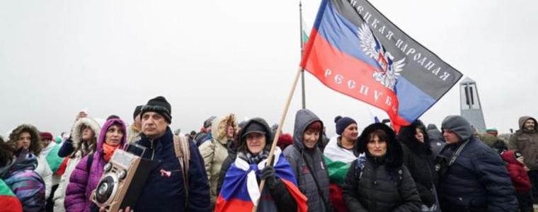 Русия започна да издава паспорти за жители на Донбас