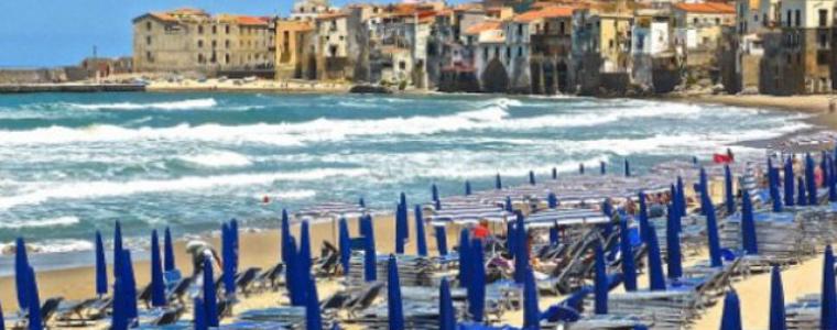 В Италия искат по 100 евро за сянка на плаж  