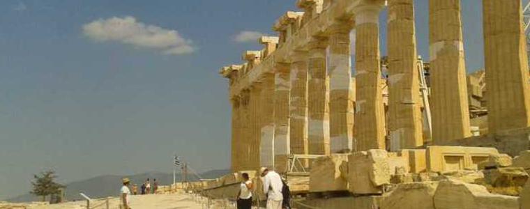 Жеги над 40 градуса в Гърция, затварят Акропола за посетители