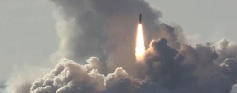 Русия изстреля балистични ракети от ядрена подводница