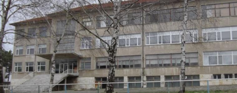Кметът на община Добричка ще подпише договор за проекта за училището във Ведрина