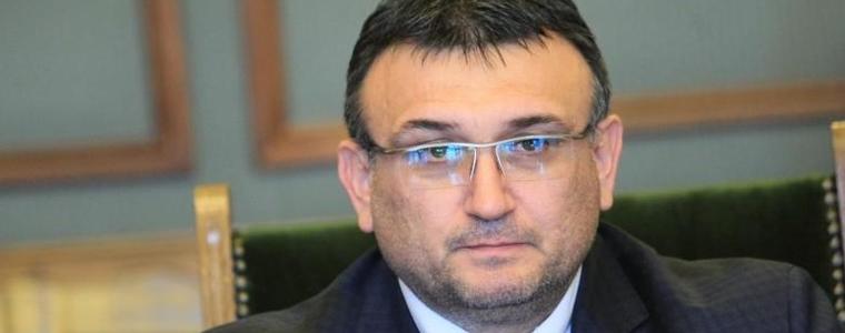 Младен Маринов: Осем лица са задържани за 24 часа по шпионския скандал
