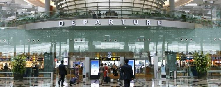 Мъж купил самолетен билет в Сингапур, без да го ползва, глобиха го 13 000 евро, грозят го и до 2 г. затвор