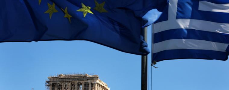 В Гърция готвят намаляване на данъците върху дохода