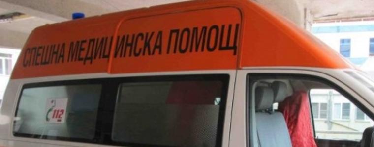 Жена, возеща се на мотор, управляван от неправоспособен, е пострадала при катастрофа в Добрич