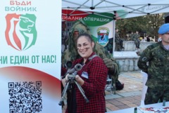 Много голям интерес към кампанията „Бъди войник“ в Добрич (ВИДЕО)